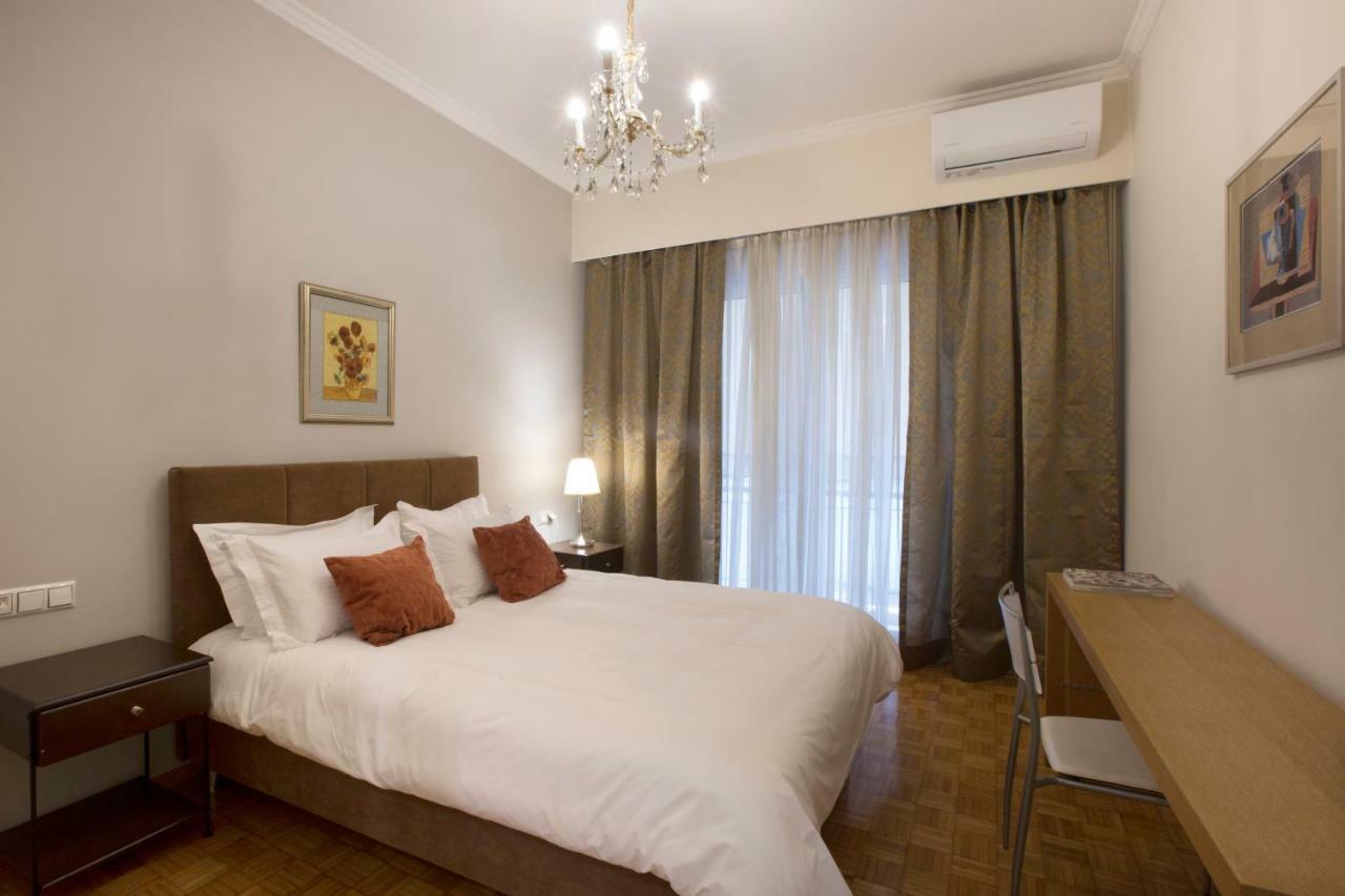 אתונה Apartment At Koukaki, 150M From The Metro By Yha מראה חיצוני תמונה
