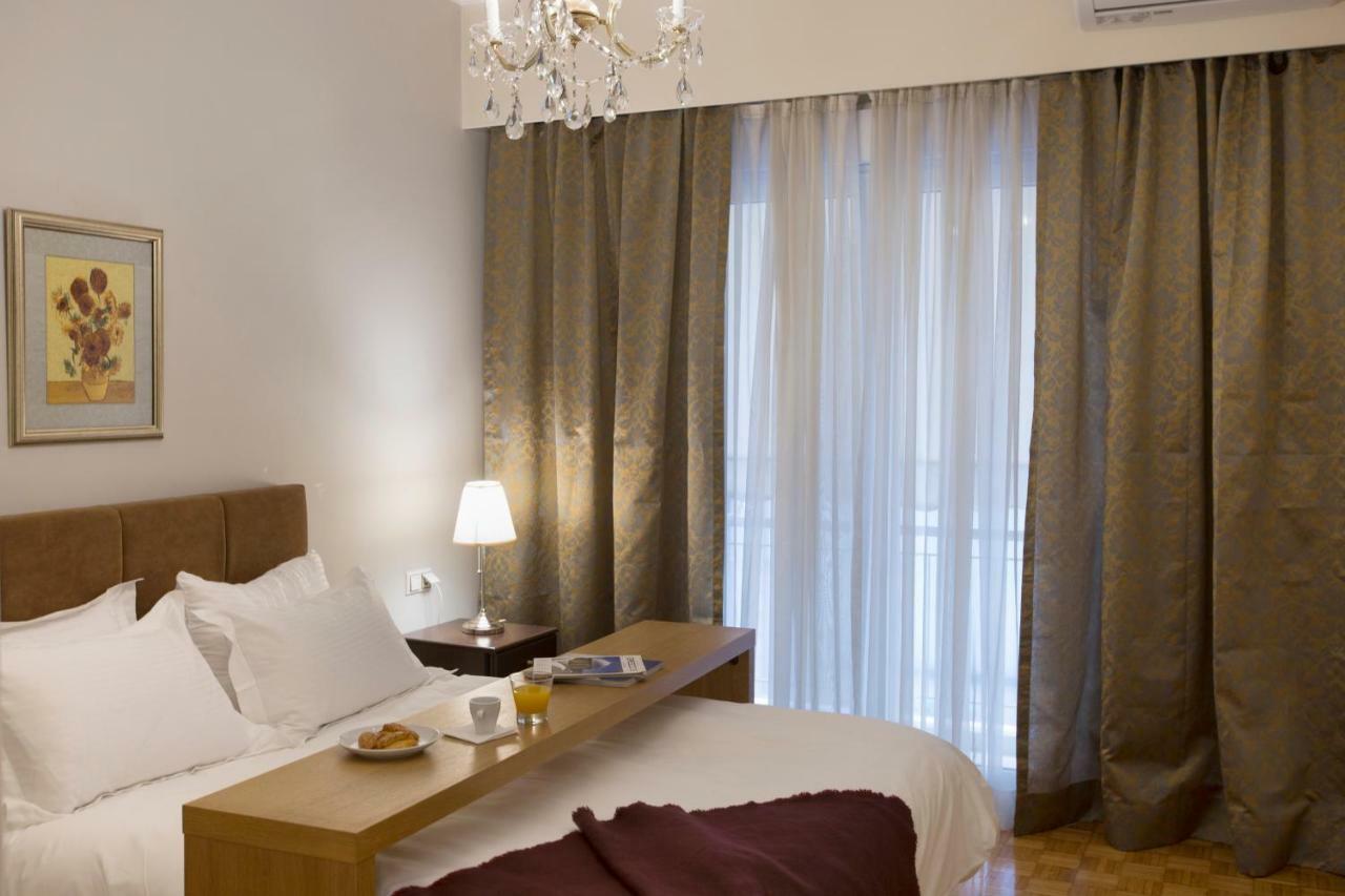 אתונה Apartment At Koukaki, 150M From The Metro By Yha מראה חיצוני תמונה